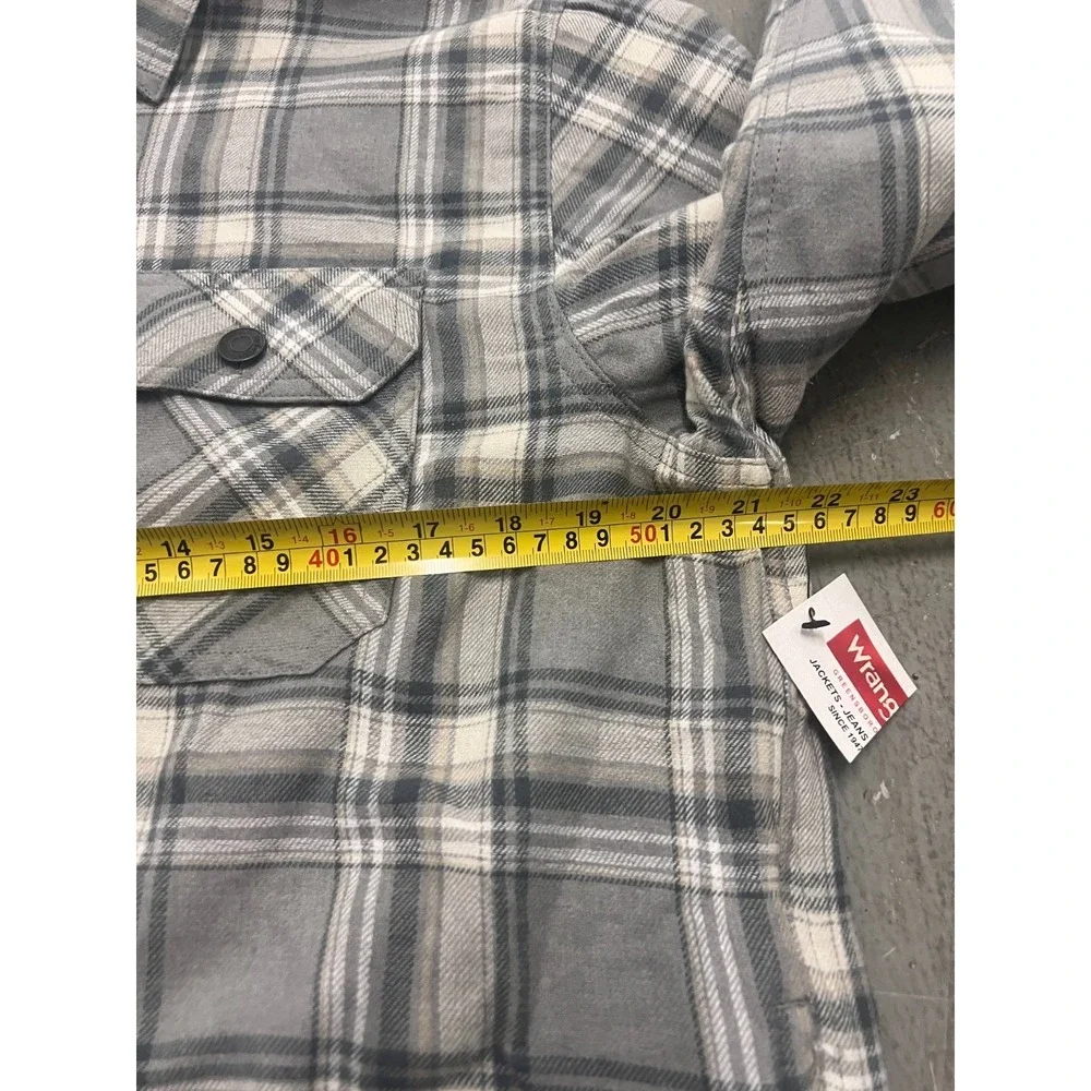 Wrangler Flannel Jacket Men Medium Gray Plaid Sherpa Lined Rugged Lumberjack NWT
